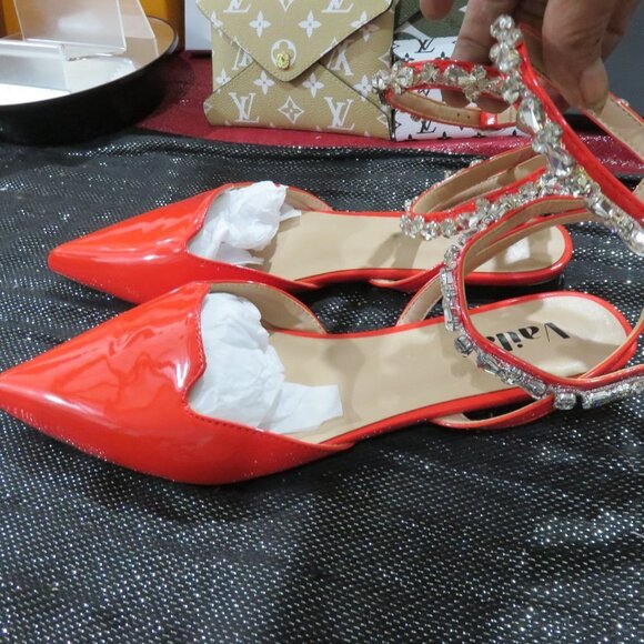Vaila Vibrant Red Patent Crystal Embellished Ankle strap flats sandals NWT sz 9 - Picture 1 of 13